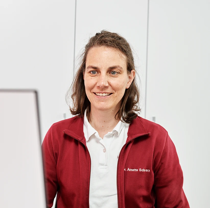 Dr. med. Annette Schwarz – Ärztin im Team der Hausarztpraxis Dr. Thudium in Fellbach